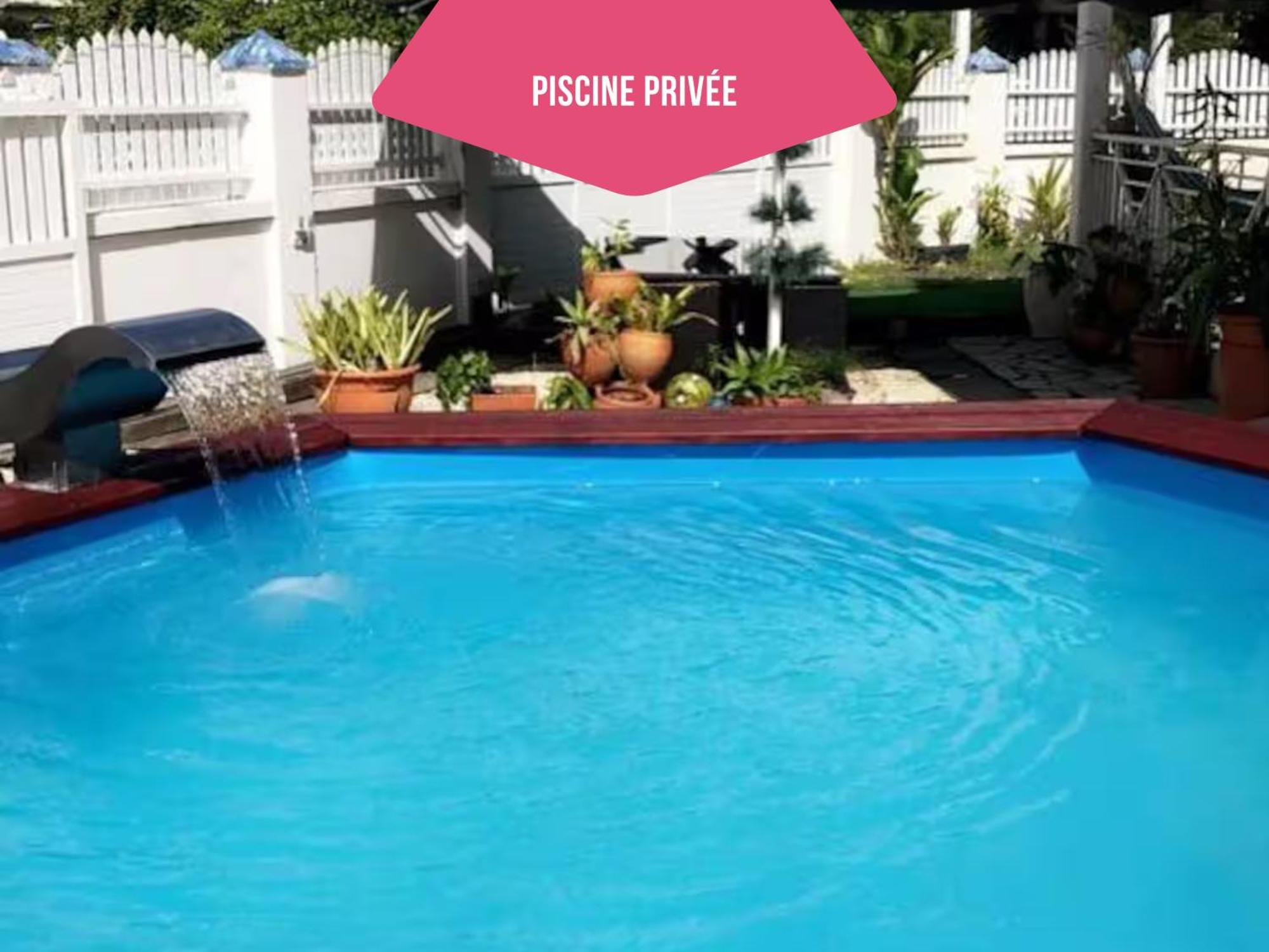 Le Sable Bleu - Evasion Tropicale A Sainte-Anne - Plage 5Min - Piscine - Parking - Logement Climatise - Vue Sur Les Palmiers - Parfait Pour Sejours En Famille Ou Entre Amis المظهر الخارجي الصورة